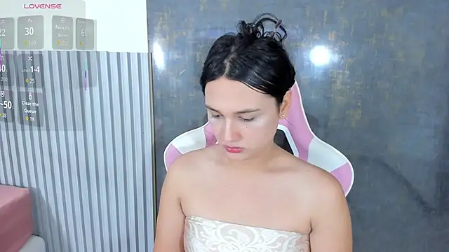 lana boomer online show from December 14, 8:26 pm