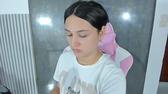 lana boomer online show from March 21, 5:40 pm