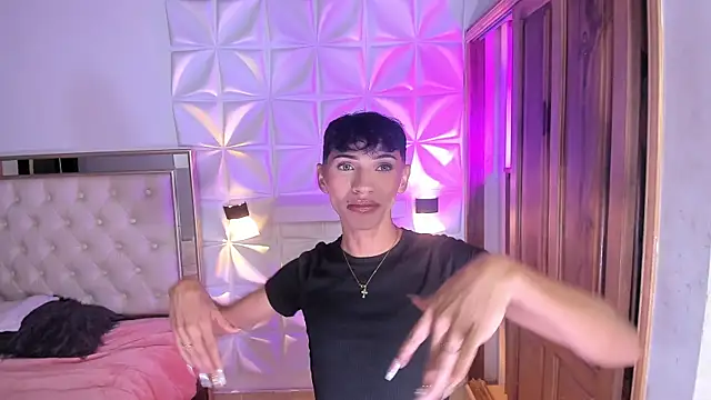 im sebaslopez online show from September 15, 11:48 am