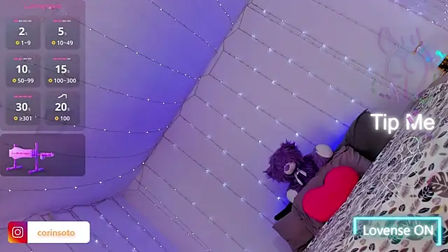 Snapshot of corinmasterx chatting on September 17, 6:46 pm corinmasterx online show from September 17, 6:46 pm