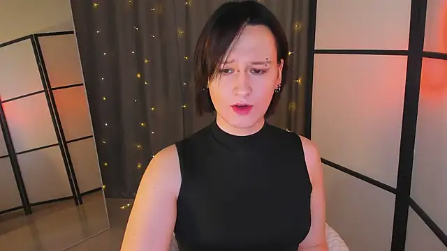 Snapshot of Nicole_Cidman chatting on February 18, 11:00 am Nicole Cidman online show from February 18, 11:00 am