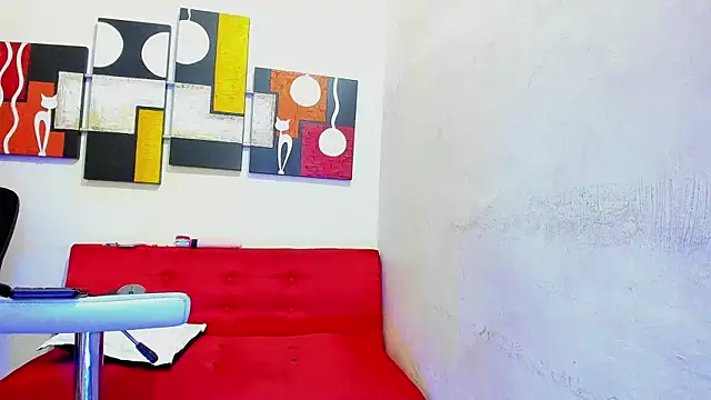 Mariana 16  online show from January 15, 8:26 pm