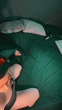 NikkelSofia online show from April 29, 8:30 am