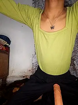 Snapshot of Enna_Zarza_ chatting on October 27, 6:32 am Enna Zarza  online show from October 27, 6:32 am