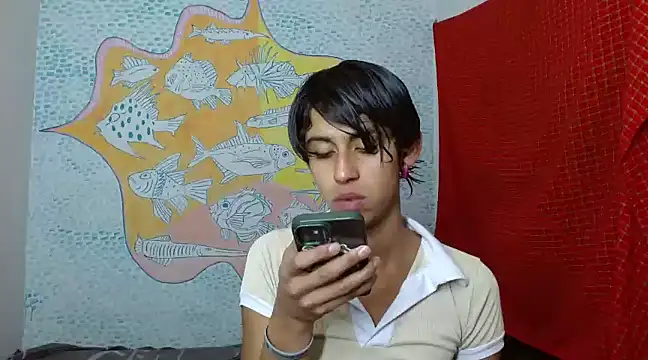 boysLittle online show from March 9, 12:31 pm