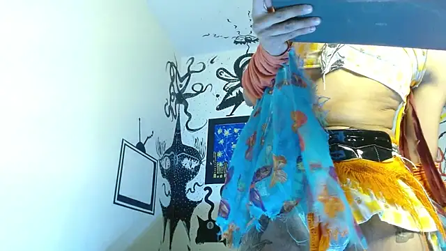 boysLittle online show from October 9, 3:30 am