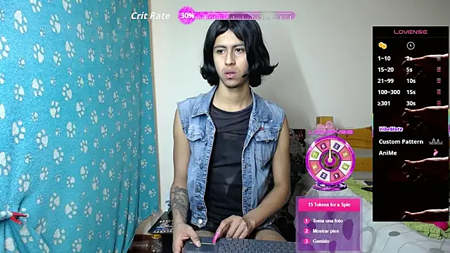 boysLittle online show from November 5, 5:24 pm