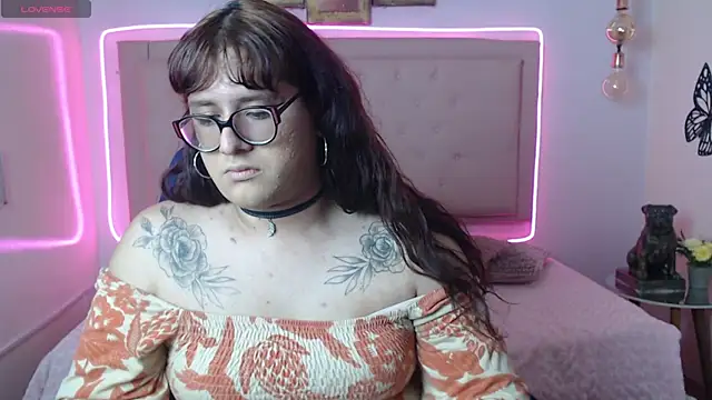 kathepickmanx online show from April 18, 3:41 am