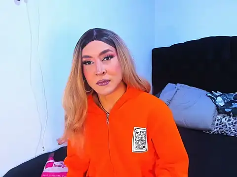 Georgina Giio online show from October 26, 9:22 pm