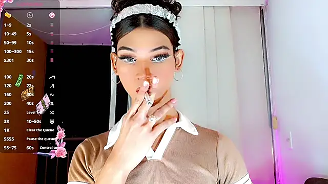 Snapshot of lucyangel_11 chatting on February 5, 2:40 am lucyangel 11 online show from February 5, 2:40 am