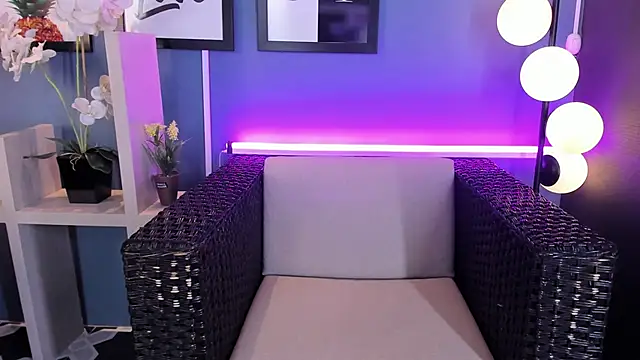 CandyLuxury   online show from February 10, 7:49 pm