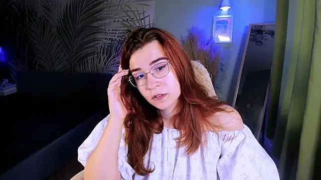 Anncouette  online show from September 27, 6:33 am