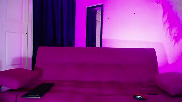 Sofia piink online show from March 26, 1:09 am