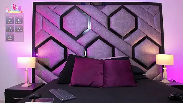 Manu bauer online show from February 25, 1:59 pm