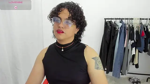 Diane blossom online show from February 24, 1:20 am