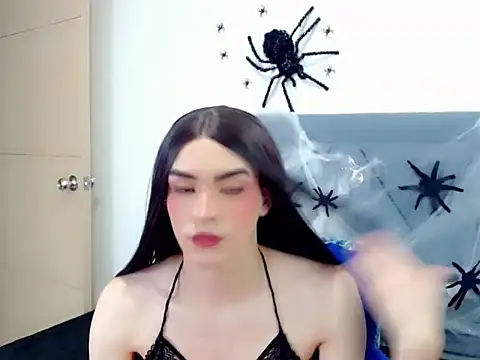 Snapshot of dominic_00 chatting on October 18, 8:56 pm dominic 00 online show from October 18, 8:56 pm