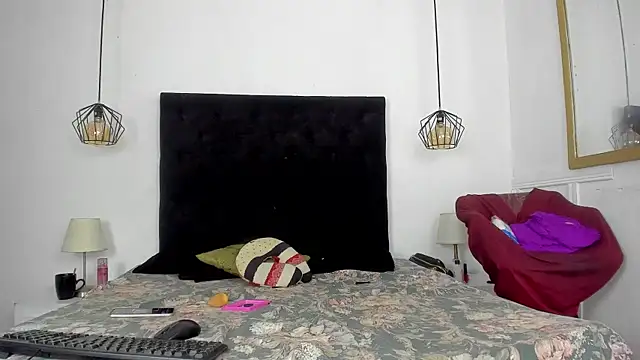 Snapshot of ChanelleJohnson_ chatting on March 16, 9:14 am ChanelleJohnson online show from March 16, 9:14 am