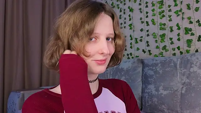 c0ralynx online show from December 15, 6:24 pm