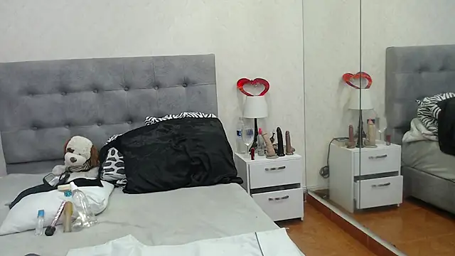 ScarlettGreen  online show from November 24, 11:34 am