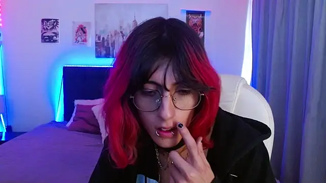 goth minerva online show from December 19, 1:27 pm