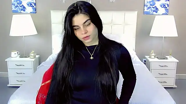 maddissonivanova online show from September 25, 7:21 pm