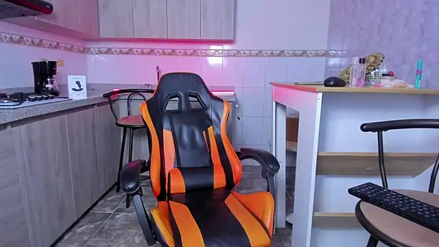 ZaiMoon  online show from November 29, 9:17 pm