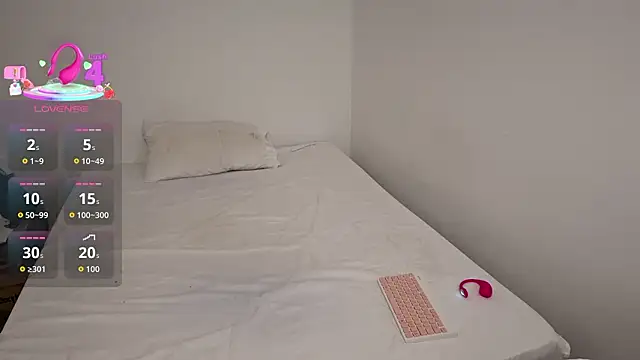 kayleesims  online show from March 4, 2:29 am