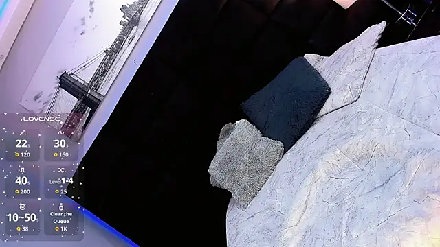 Valeria Rouss online show from September 20, 1:27 pm