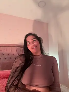 Bella  Wood online show from September 19, 8:47 pm