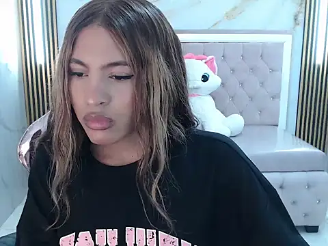 clara evanss s online show from September 11, 8:28 pm