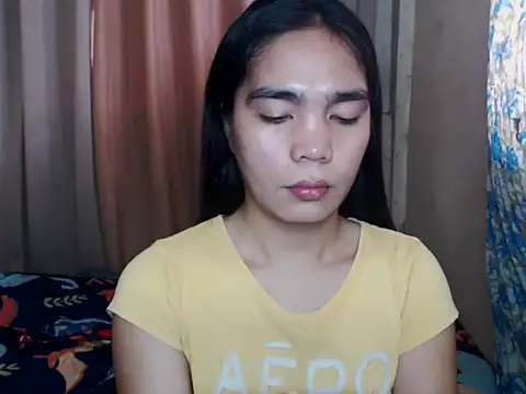 Snapshot of Simple_Martina chatting on October 20, 2:48 am Simple Martina online show from October 20, 2:48 am