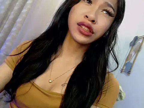 Annaloula online show from March 22, 6:56 pm