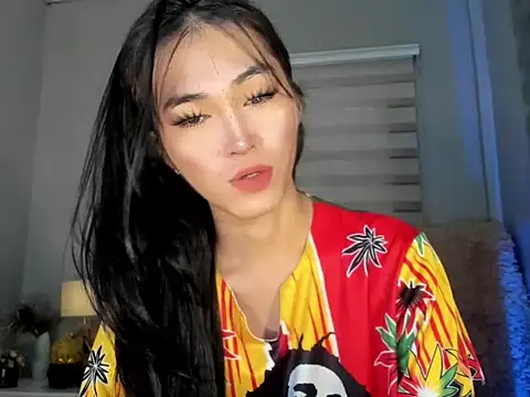 lovelychanel69xx online show from September 18, 10:59 pm