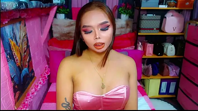 MoniqueCeleste online show from October 8, 4:52 pm