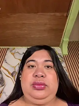 Im ur mother online show from April 5, 6:55 am