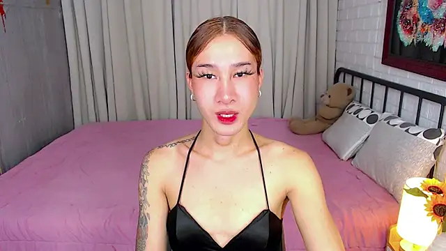 TRANSGODDESSA online show from November 18, 5:29 am