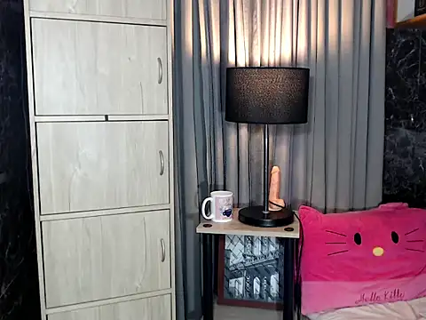 Snapshot of GoddessAphroditex chatting on October 9, 5:42 am GoddessAphroditex online show from October 9, 5:42 am