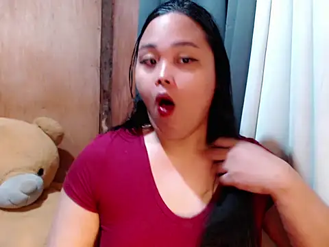  Lylia online show from February 13, 9:33 pm