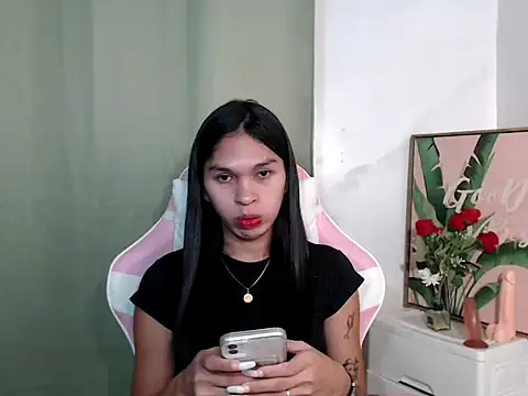 sexloverxxz online show from October 13, 8:59 am