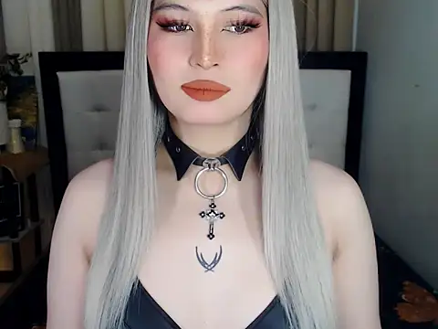 Snapshot of NaomiSmall chatting on September 22, 9:03 am NaomiSmall online show from September 22, 9:03 am