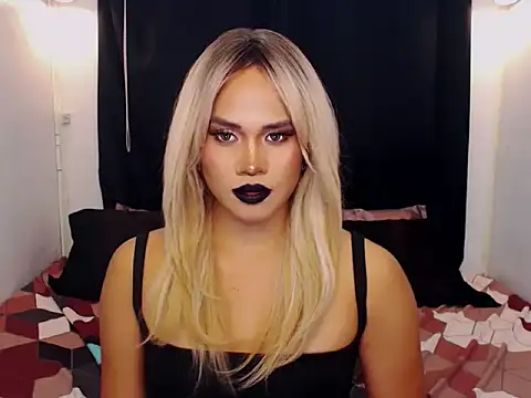 YllanaAltheaXxX online show from February 15, 5:25 am