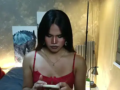 YllanaAltheaXxX online show from March 22, 6:34 pm