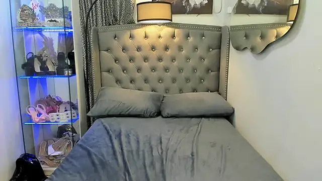 Claudia empress online show from October 19, 8:56 pm