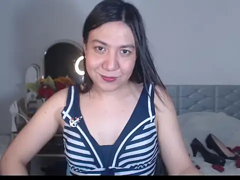 Snapshot of stellahugeX chatting on September 13, 4:40 am stellahugeX online show from September 13, 4:40 am