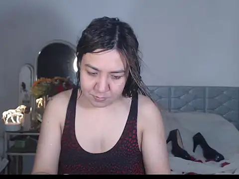 Snapshot of stellahugeX chatting on October 13, 11:22 am stellahugeX online show from October 13, 11:22 am