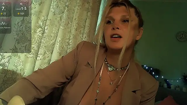 TsPostophere online show from October 11, 8:38 am