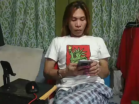 YourTopweng online show from November 12, 8:35 am