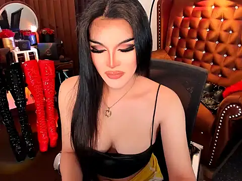 Snapshot of devongarcia chatting on September 15, 9:14 am devongarcia online show from September 15, 9:14 am