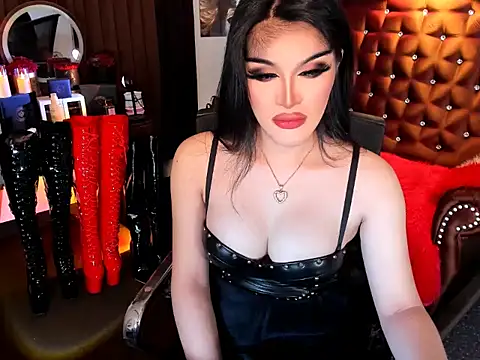Snapshot of devongarcia chatting on October 16, 11:43 am devongarcia online show from October 16, 11:43 am