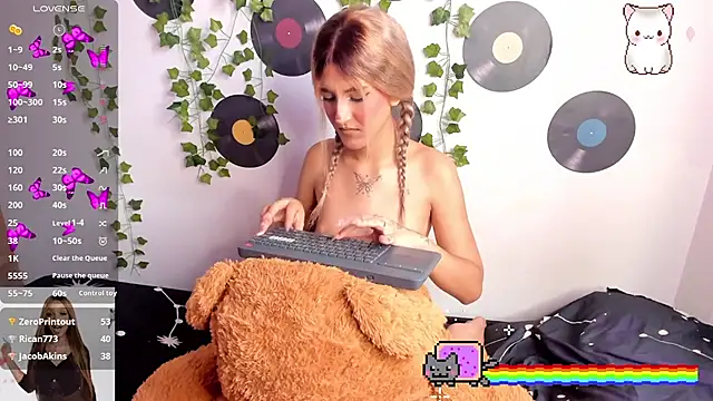 Snapshot of Amy_Moonlight chatting on September 29, 10:09 pm Amy Moonlight online show from September 29, 10:09 pm